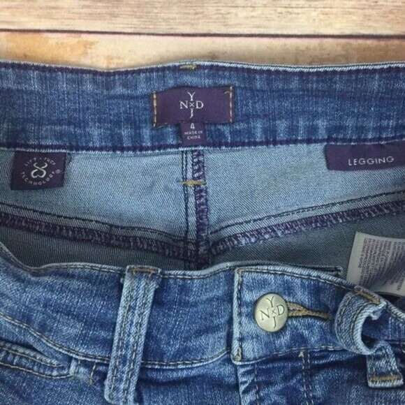 NYDJ Jeans Blue Light Wash Legging Jegging Skinnny Leg Stretch Size 4 - Picture 5 of 5